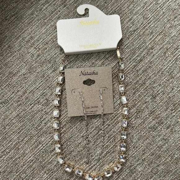 Natasha Earrings Cubic Zirconia - Picture 2 of 8